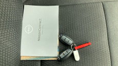 Nissan Qashqai 1.3 DiG-T MH N-Connecta 5dr Petrol Hatchback